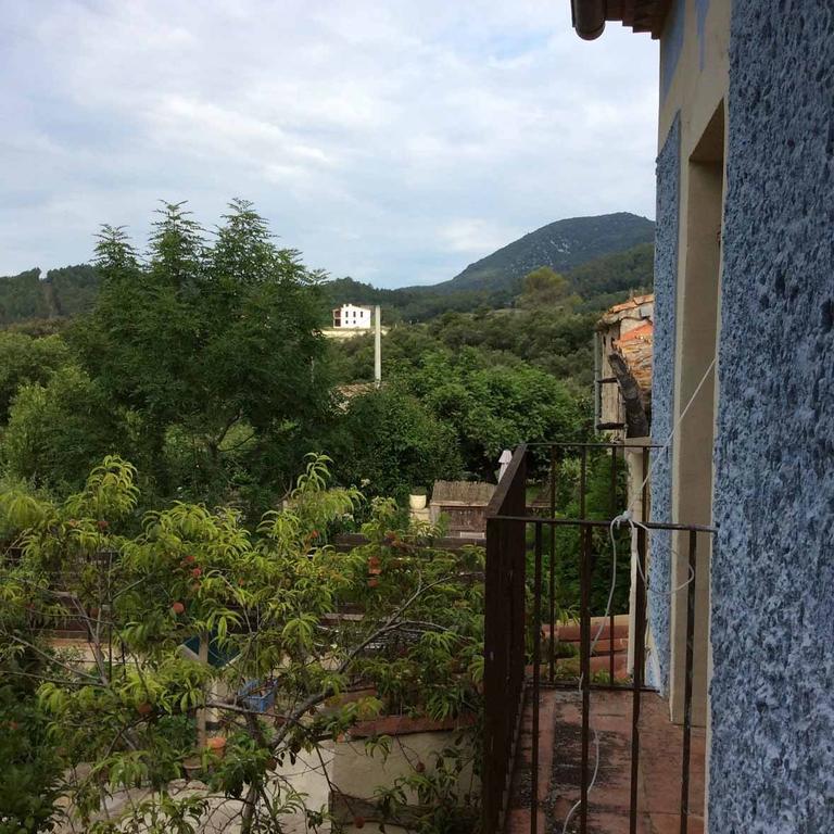Vila La Casanova De Beuda Pokoj fotografie